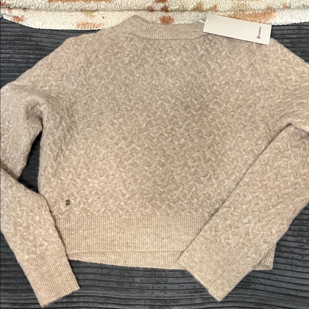 lululemon Alpaca Wool-blend crosshatch Beige Crew Neck Sweater large - Picture 2 of 2